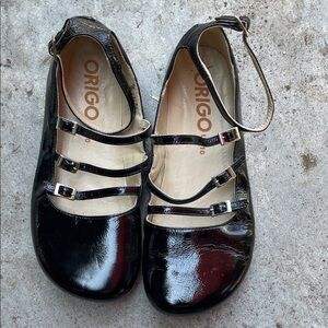 Origo Black Patent Leather Mary Jane Flats